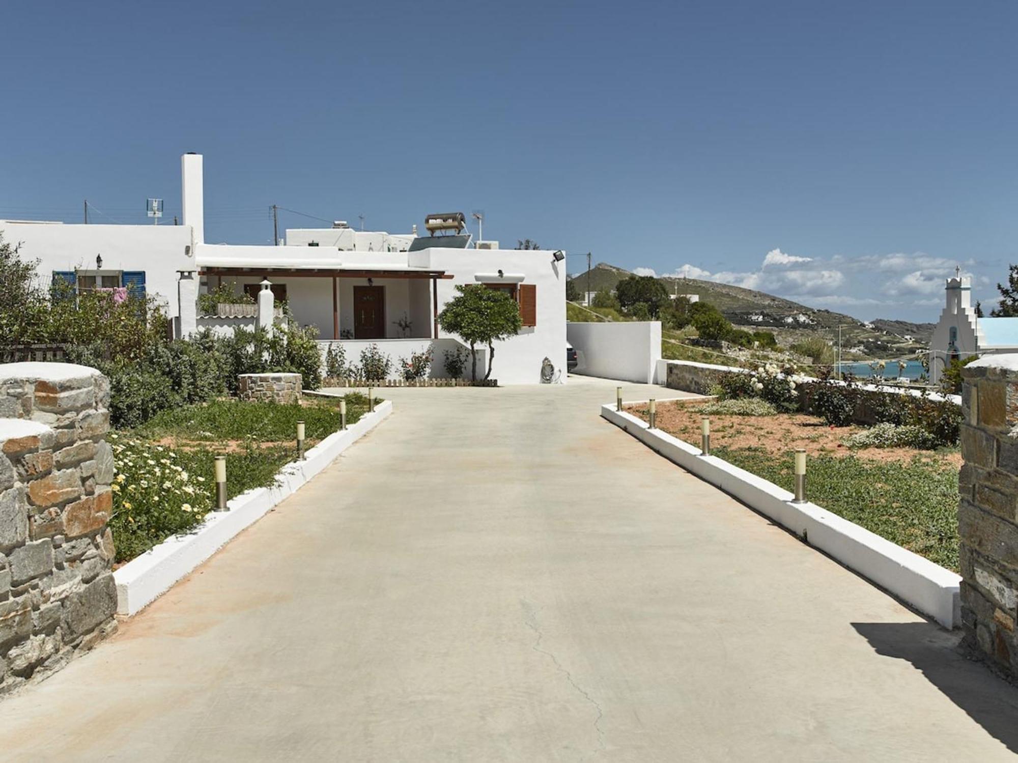 Maria Seaview Villa Near Naousa Екстериор снимка